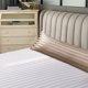 thumbnail image 4 of Funda de almohada de satén de seda sintética resistente a las arrugas | Estilo sobre jacquard de imitación de seda suave | Color sólido | 20x54in Estándar | Ropa de cama de poliéster de lujo, 4 of 6