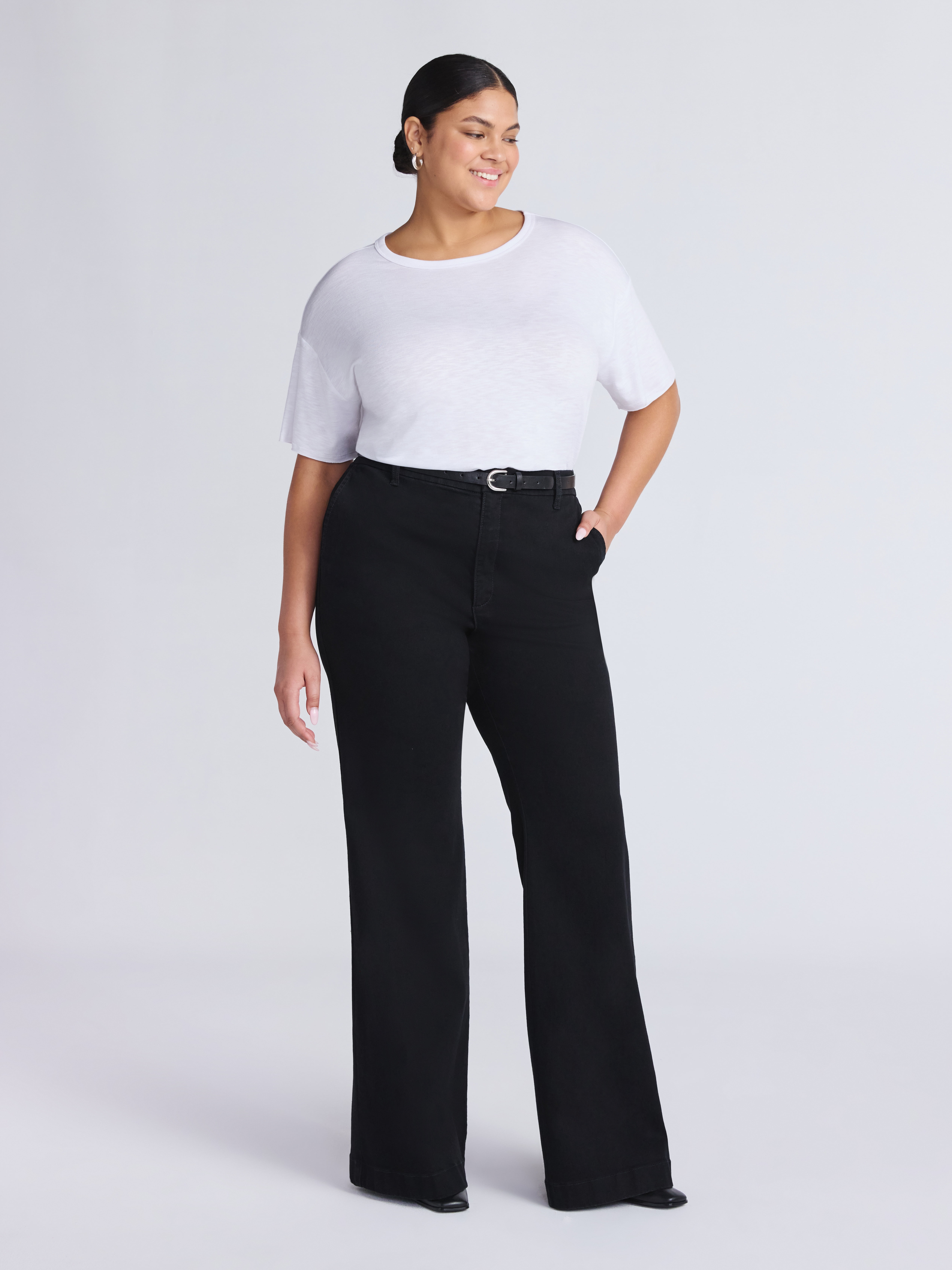 Sofia by Sofia Vergara Women's and Women's Plus Trouser Flare High Rise Jeans, 30.5", 32.5" and 34.5" Inseam, Sizes 0-28W