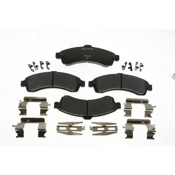 Front Brake Pad Set - Compatible with 2002 - 2005 GMC Envoy XL 2003 2004