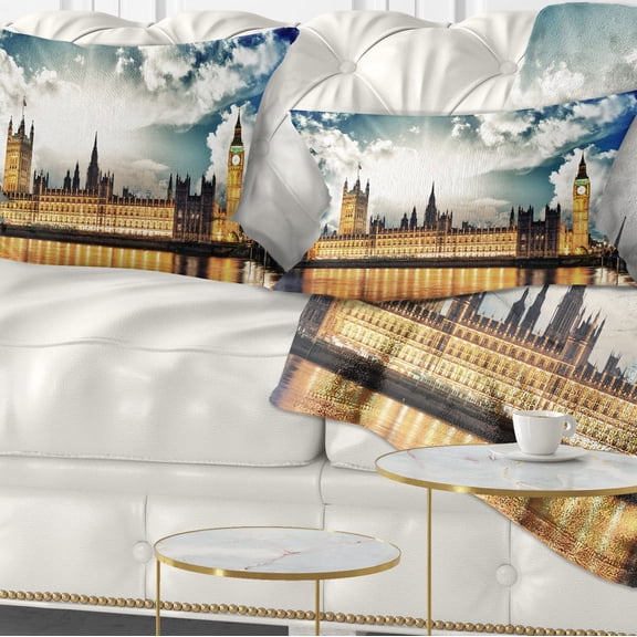 Designart Big Ben UK and House of Parliament - Throw Pillow - 12x20
