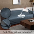 thumbnail image 3 of Manta de cama para mascotas Ameritex reversible 100% impermeable de terciopelo, 3 of 6