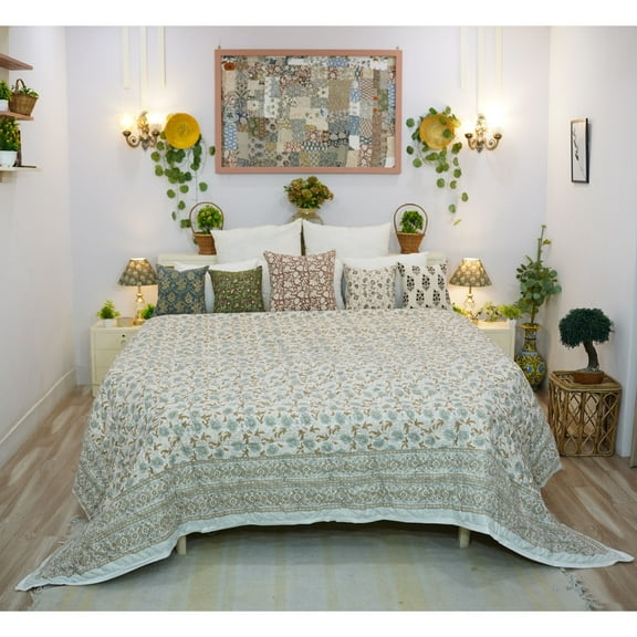 Handmade quilt, block printed floral quilt, boho decorative winter quilt, Indian bedding quilt, throw and blanket for room