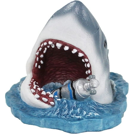 UPC: 0030172103926 | PENN-PLAX Jaws Officially Licensed Aquarium Decoration – Air Tank Strike – Safe for Freshwater and Saltwater Fish Tanks – Medium
