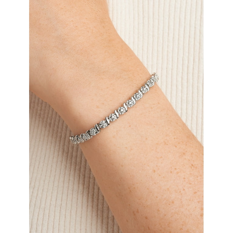 Diamond Accent XO Link Bracelet in Sterling Silver - 7.25