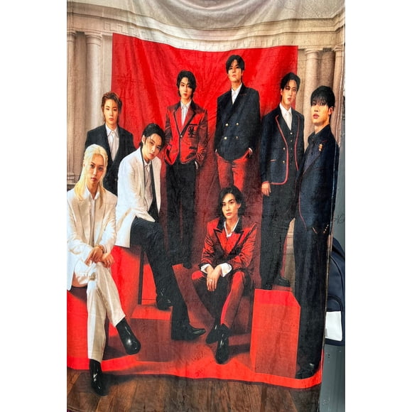 Exclusiva! Cobija Frazada Ultra Suave Stray Kids K-Pop Red