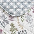 thumbnail image 4 of Eddie Bauer - Juego De Edredón King Reversible De Algodón Con Fundas A Juego, Decoración Clásica Floral Para El Hogar Con Reverso De Cuadros (Campo De Flores Verde King), 4 of 5