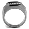 thumbnail image 2 of Anillo Color Plata Para Hombres de Acero Inoxidable Onyx Octagono Interumpido de Diamantes, 2 of 4