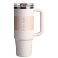 thumbnail image 1 of Vaso Stanley Quencher ProTour de 900 ml con pajita y asa, 1 of 6
