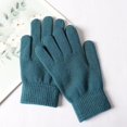 thumbnail image 1 of Guantes de punto de color liso para hombre y mujer, guantes cálidos de cinco dedos con forro polar grueso y elástico de lana para estudiantes, Otoño e Invierno, 1 of 5