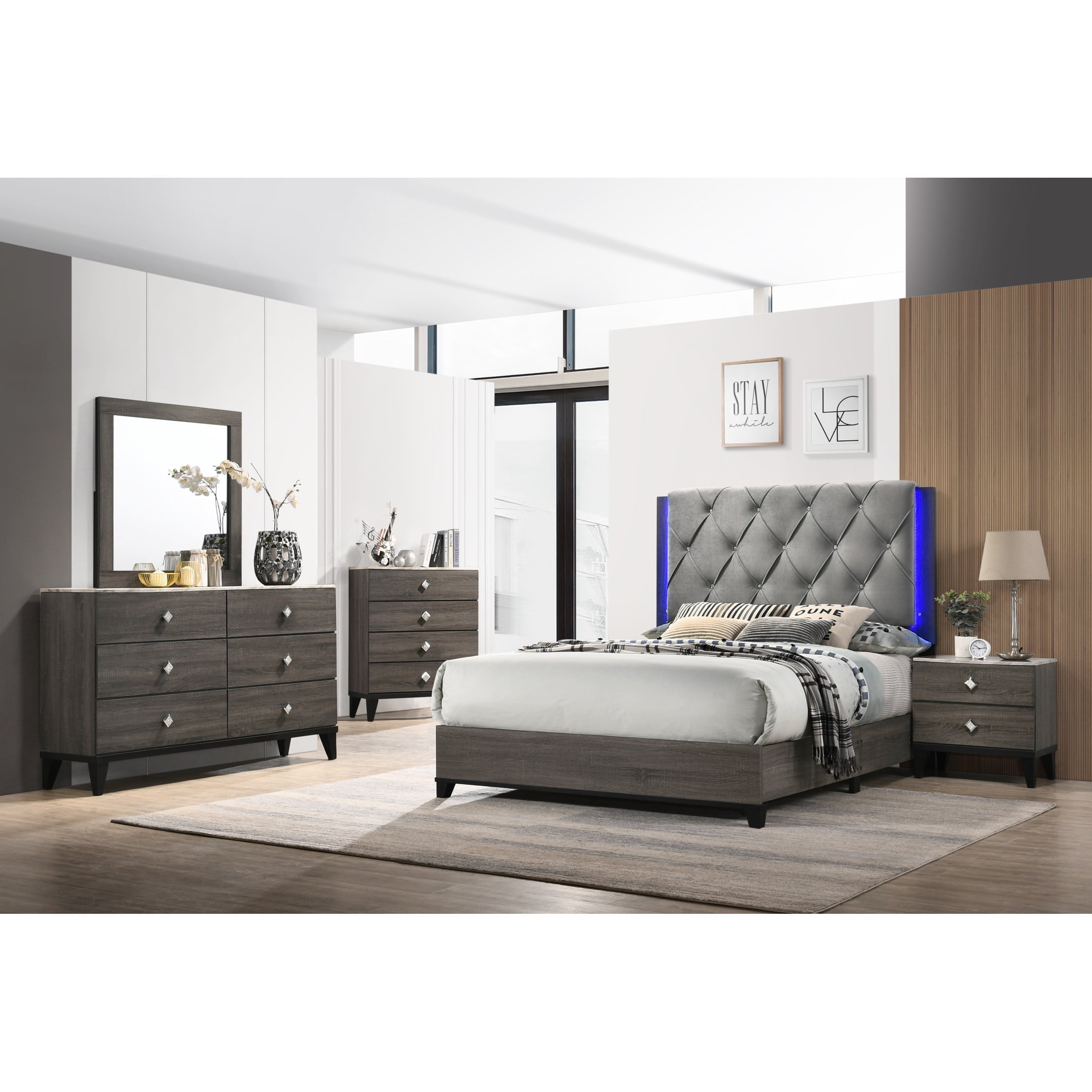 Halifax Queen 5 PC Bed Room Set