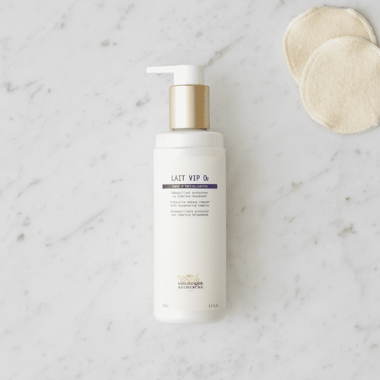 Biologique Recherche Lait VIP O2 Milk Cleanser 8.5OZ - Walmart.com