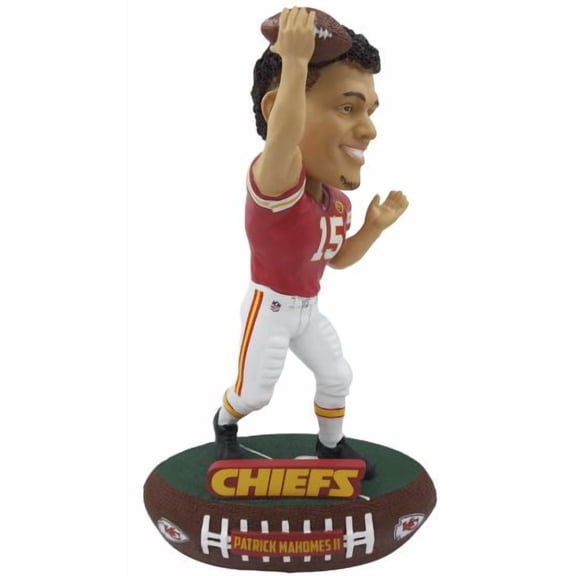 Patrick Mahomes (Kansas City Chiefs) 2018 NFL Baller Series Bobblehead by Foco