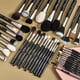thumbnail image 2 of Set de brochas de maquillaje Bueart Design, 42 unidades, con pelo de cabra auténtico, 2 of 7