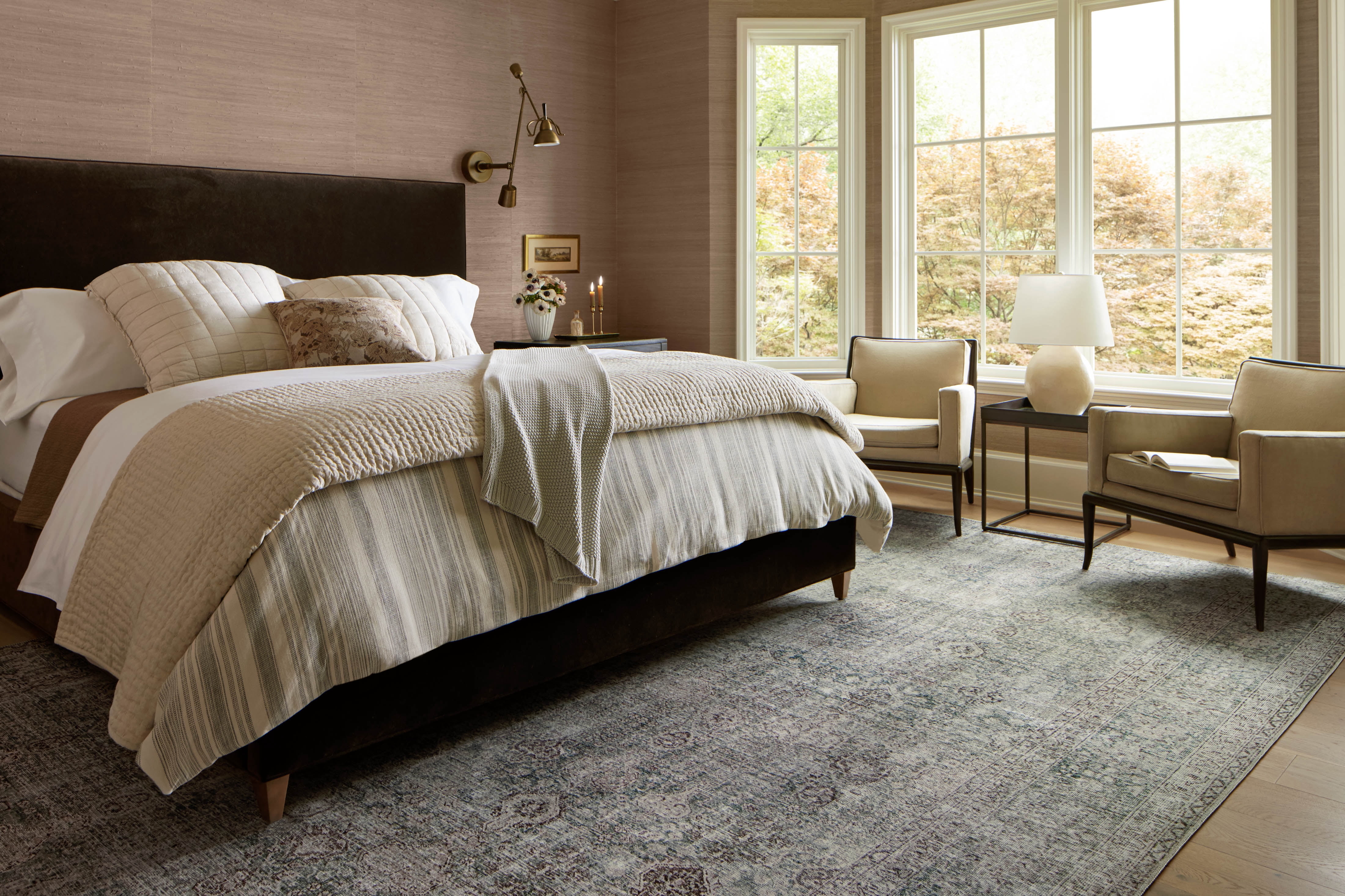 Chris Loves Julia x Loloi Jules Emerald / Antique Ivory 3'-6" x 5'-6" Accent Rug
