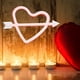 thumbnail image 3 of Luz LED decorativa de pared NikouMX forma corazón color blanco cálido azul morado rosa rojo, 3 of 8