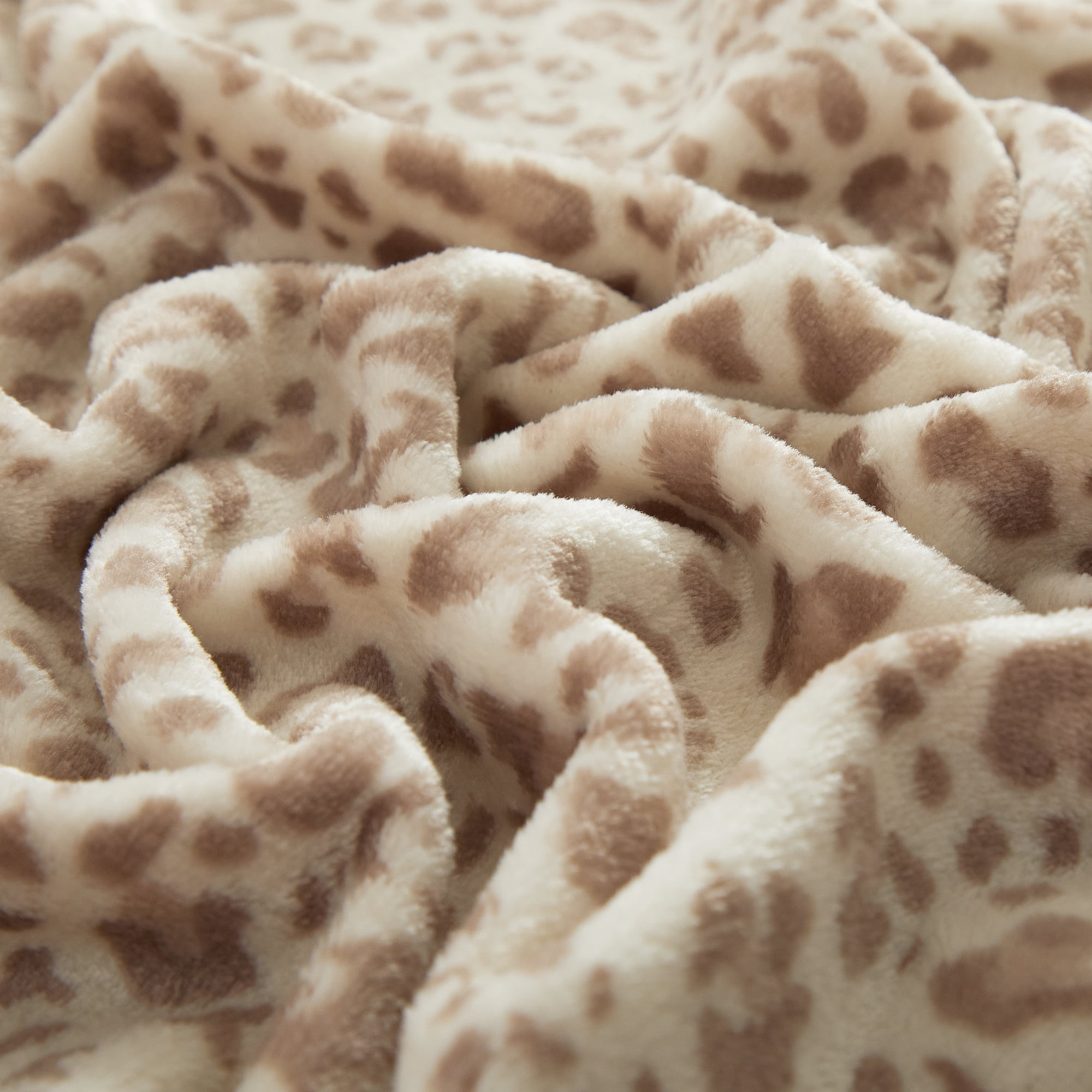 Mainstays Cozy Plush Couch Throw Blanket, Multicolor Abstract Leopard, 50 x 60 in
