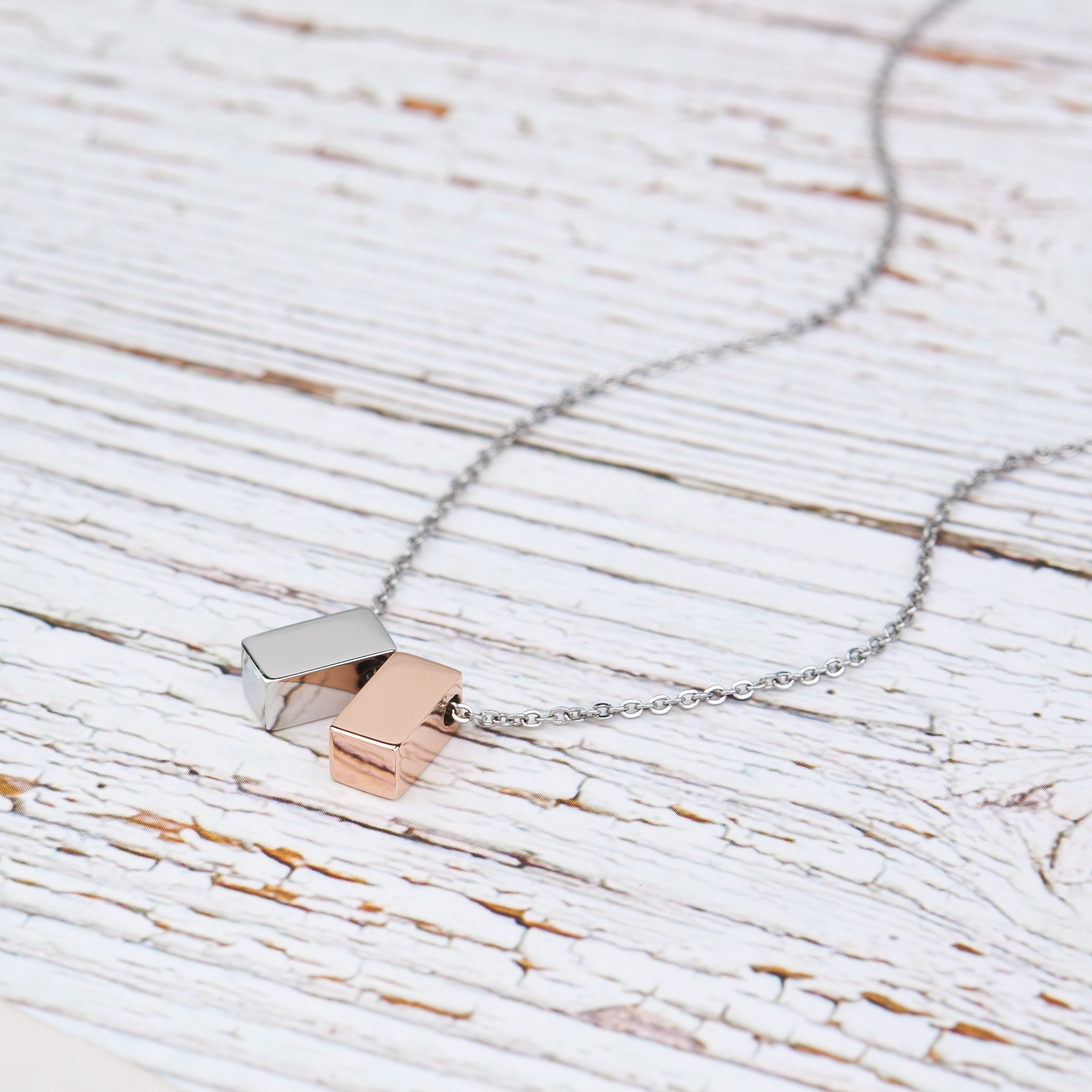 Mommy to Be Christmas Day Gift Set for Mom, Silver and Rose Gold Cube Necklace Jewelry for Sister, New Mom Mother's Day Gift, Gift for Her, Holiday Necklace Card Gift for Mom