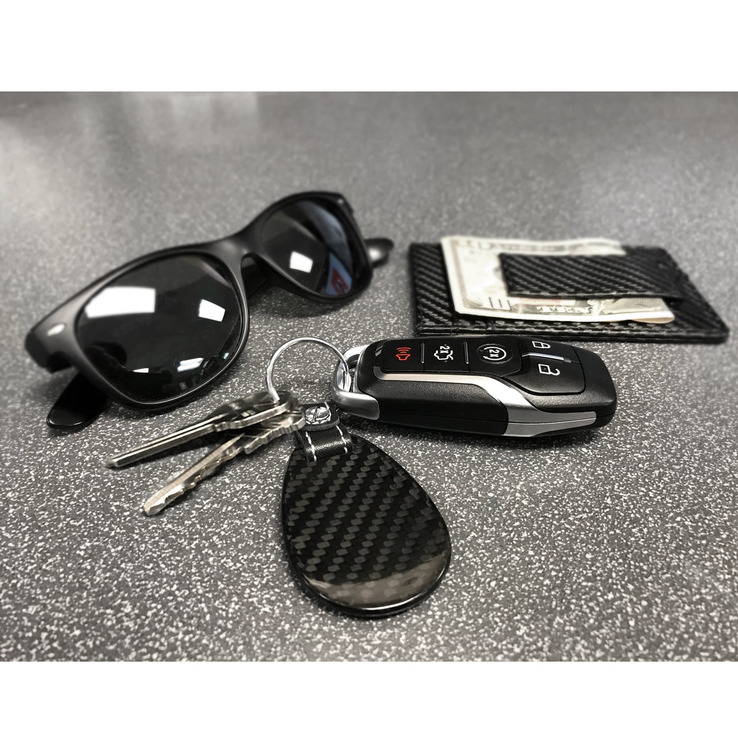 iPick Image for Chevrolet Silverado Black Real Carbon Fiber Large Tear-Drop Key Chain, Official Licensed