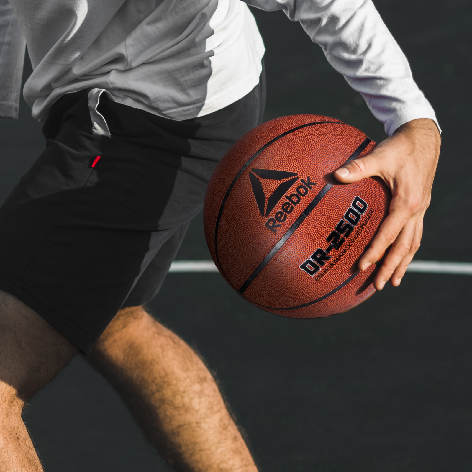 Reebok Durable Rubber Indoor/Outdoor Basketball with Inflatable Pump for Indoor & Outdoor Play, Size 6 (28.5 in)