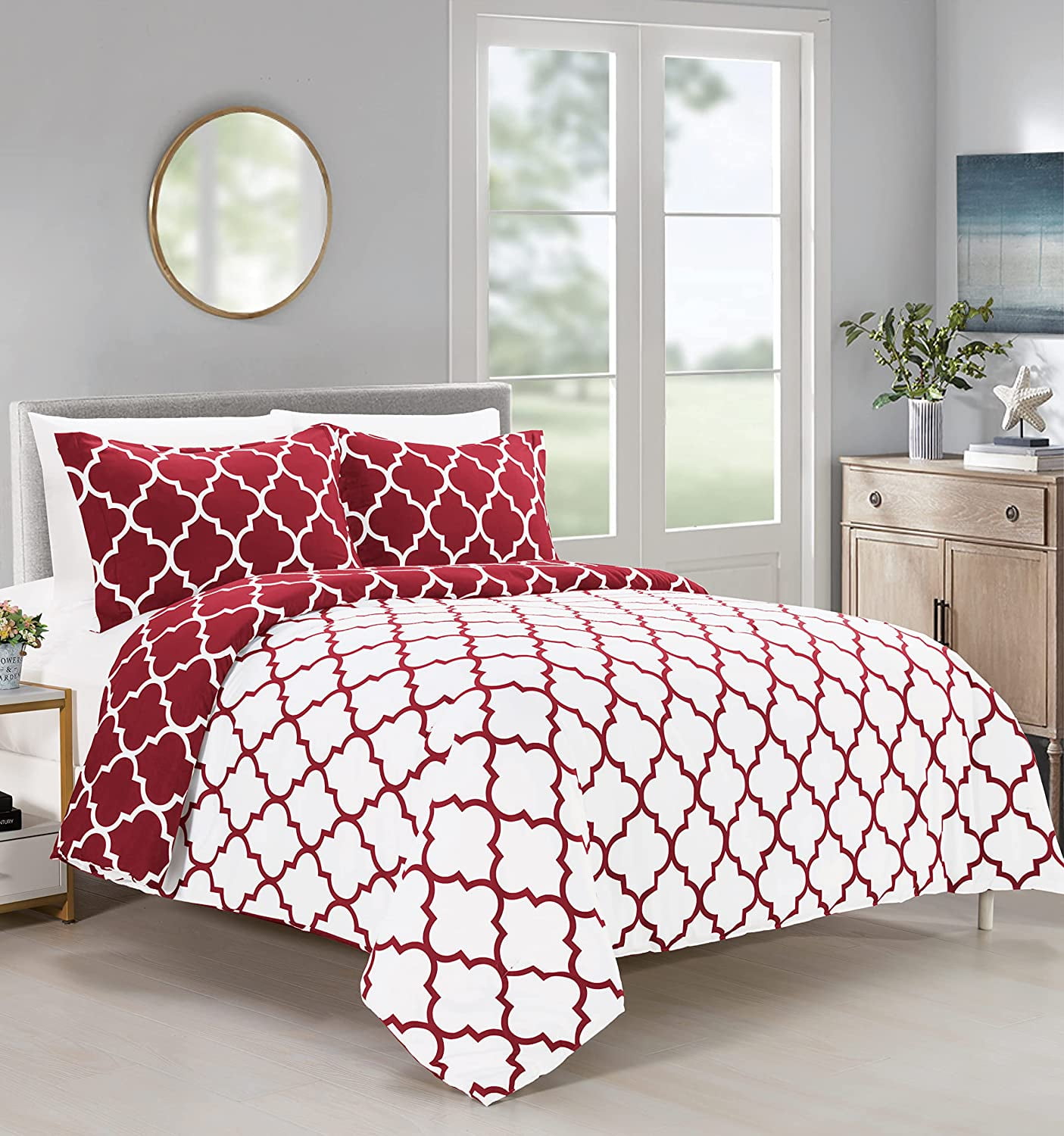 Elegant Comfort Super Soft Quatrefoil Comforter Pattern Down Alternative Reversible 3-Piece Comforter Set,Full/Queen, Burgundy/White