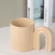 thumbnail image 5 of Taza de cerámica con manija de puerta de color sólido personalizada, taza de Arte Moderno de gran capacidad, taza de café y leche para desayuno, 400ml, 5 of 5