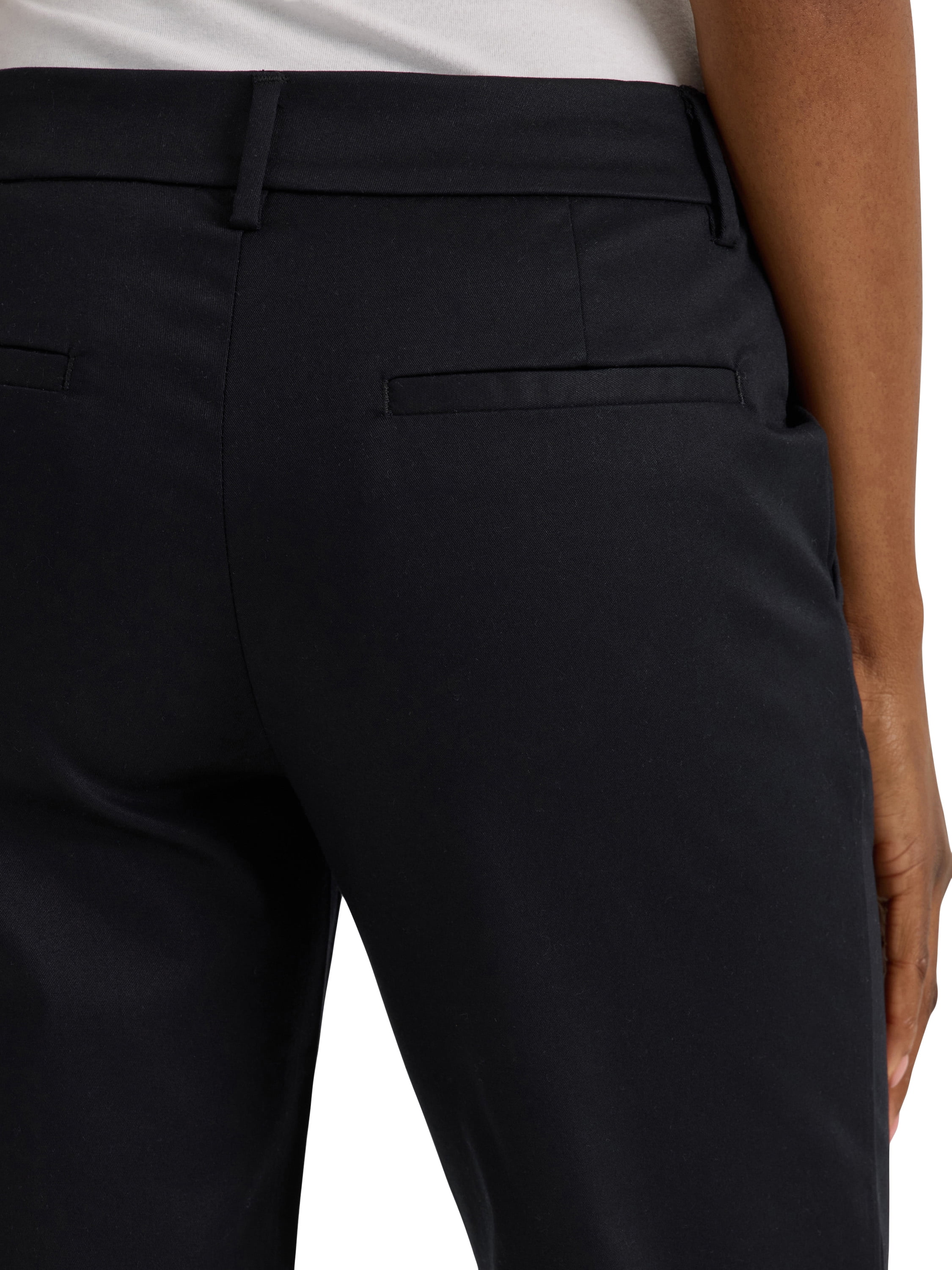 Lee Women's Wrinkle-Free Mid-Rise Bootcut Pant