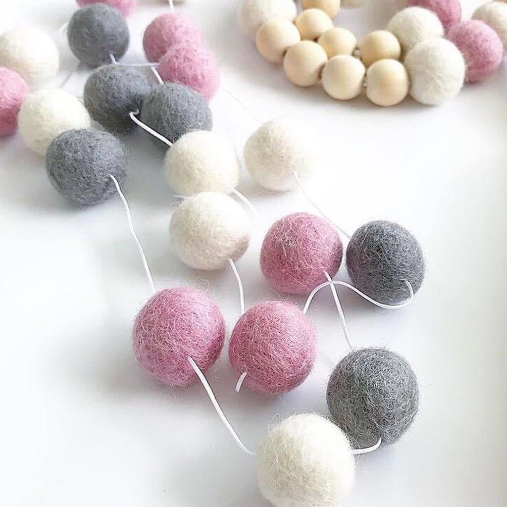 FVDPWYE 2pcs Handmade Wool Felt Ball Pom Pom Nursery Holiday Wall Hanging Decoration