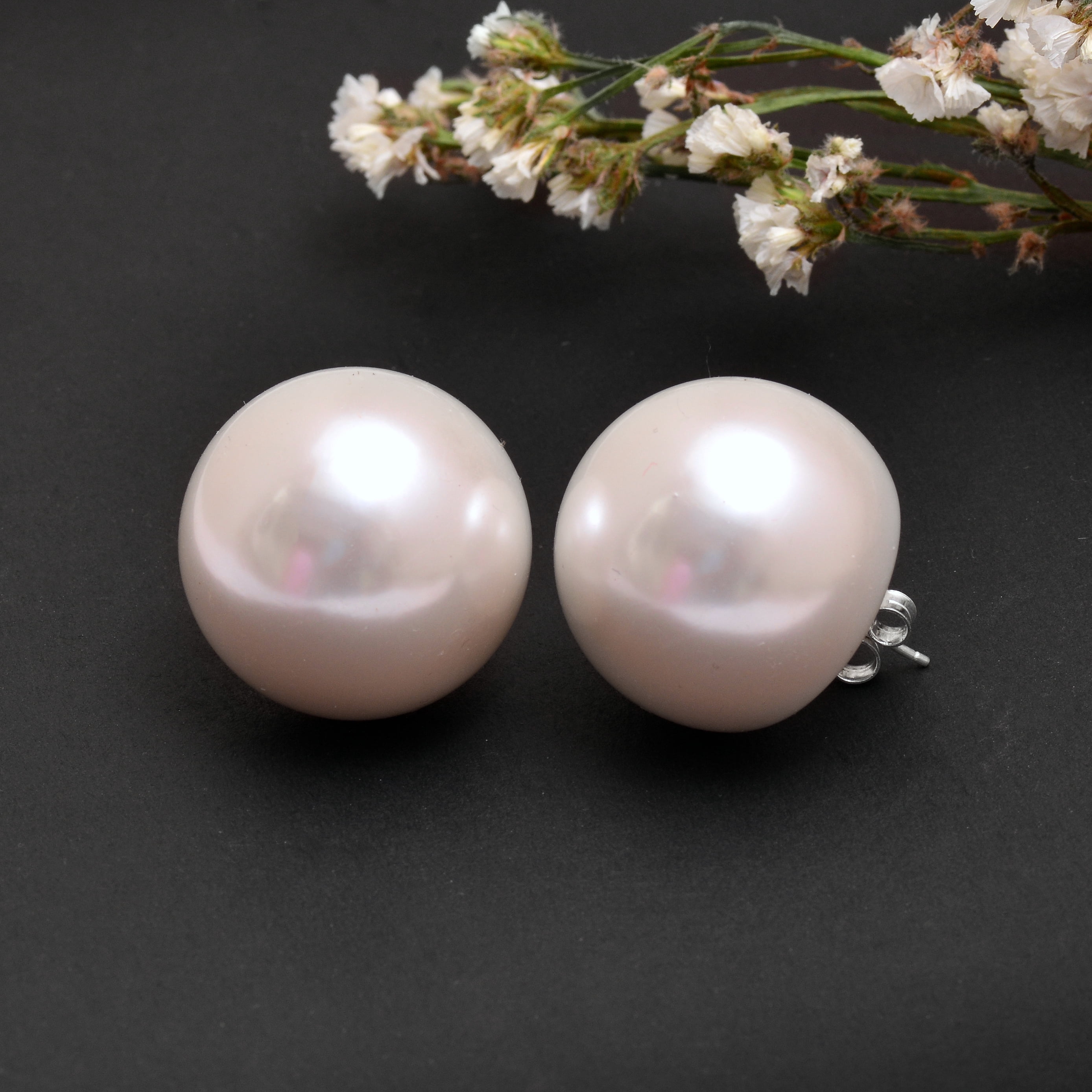 Femme Jam 925 Sterling Silver 30mm Button Freshwater Pearl Stud Earrings for Women, Large White Pearl Studs with Butterfly Back