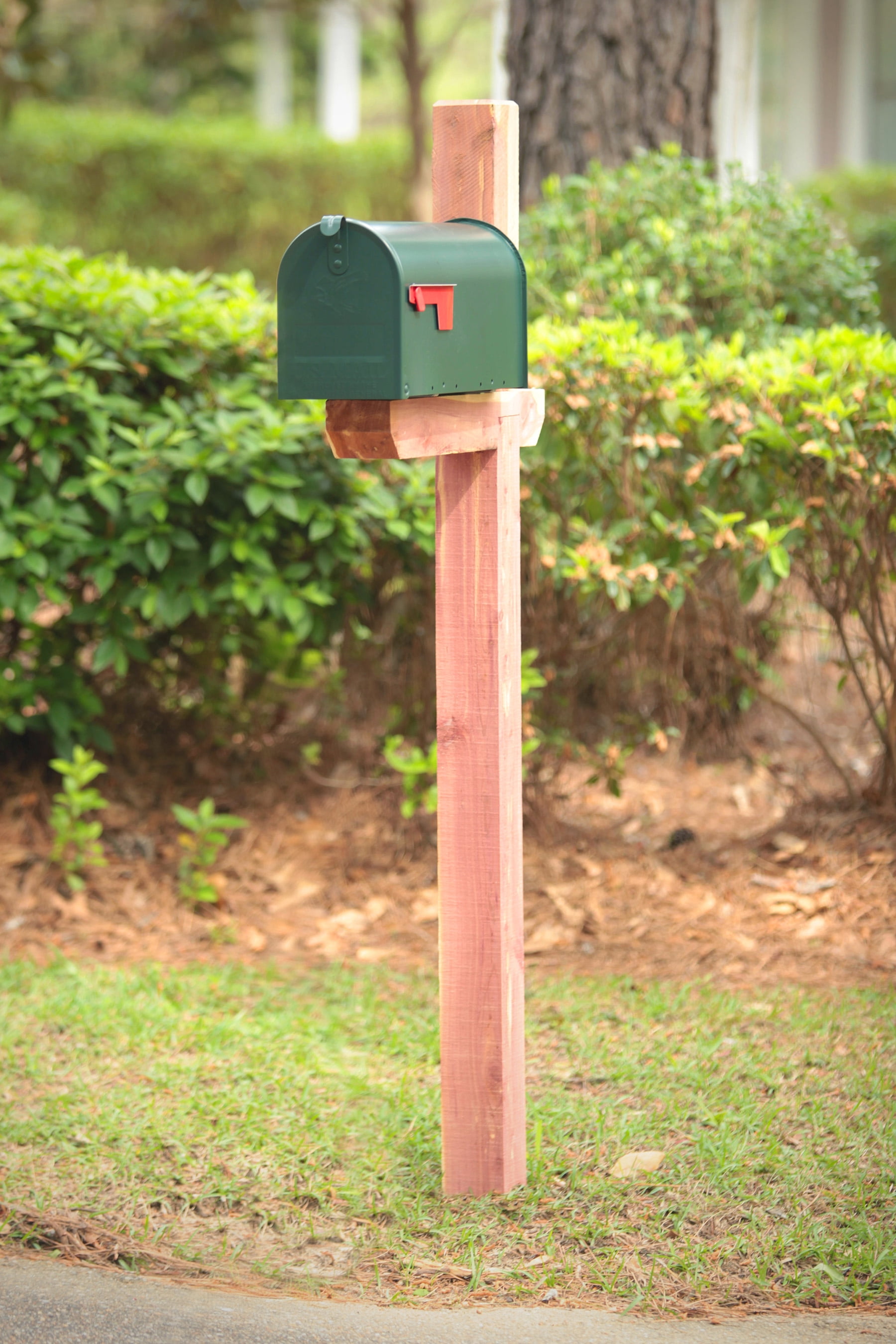 Gibraltar Mailboxes Cedar Deluxe, Drive-In, Crossarm, Mailbox Post Kit, Natural Finish, DPKX0000