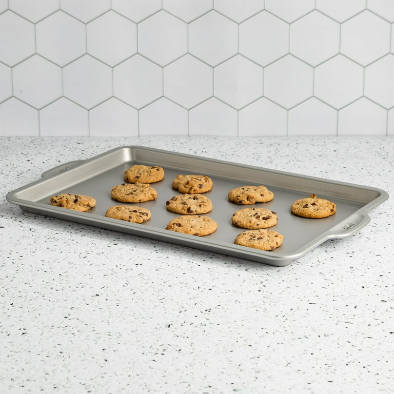  Baker's Secret Nonstick Large Cookie Sheet 17, Carbon Steel  Large Size Cookie Tray with Premium Food-Grade Coating, Non-stick Cookie  Sheet, Bakeware Baking Accessories - Classic Collection: Home & Kitchen