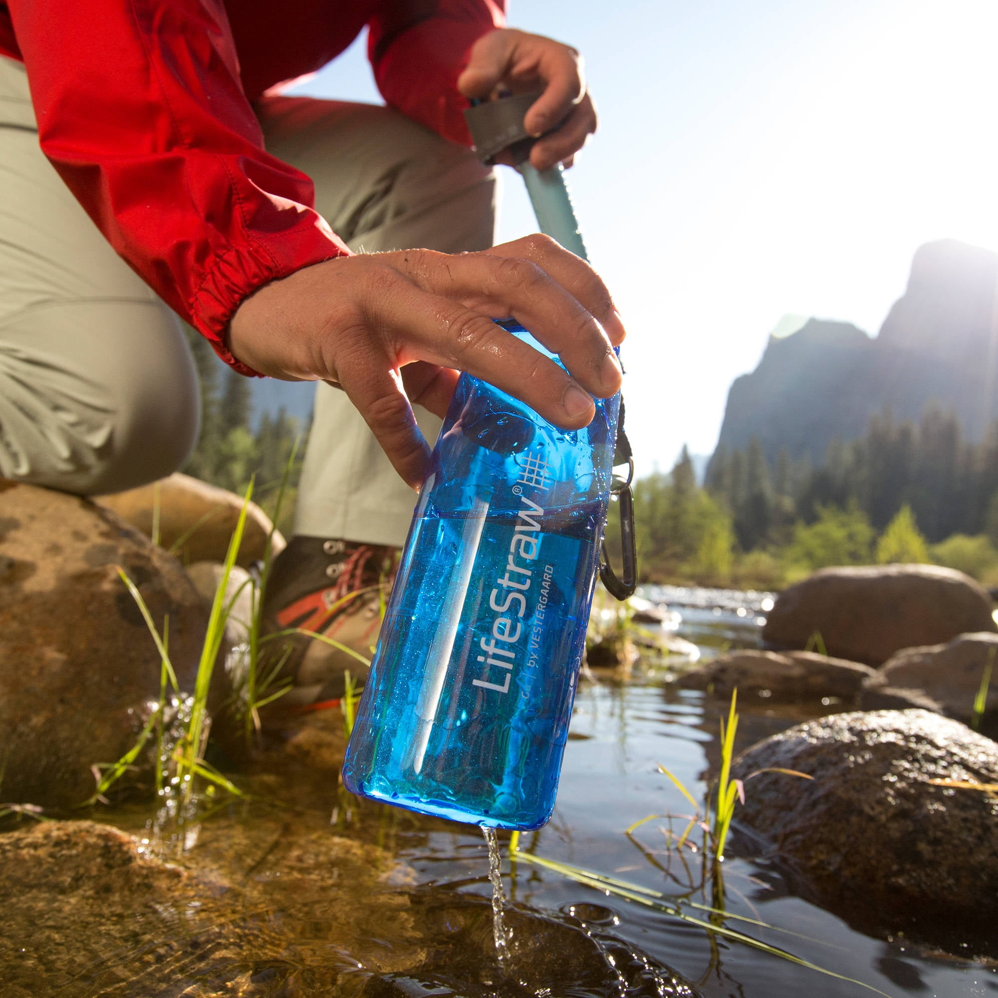 LifeStraw Go 2-stage Alpine Green, water bottle with filter 650 mL