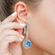 thumbnail image 3 of Los pendientes con borlas son modernos, versátiles, elegantes y con estilo para las orejas de las mujeres., 3 of 5