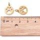 thumbnail image 4 of 10 colgantes planos redondos de acero inoxidable 304 con huellas de pata de perro, dorados, 14 x 12 x 1,1 mm. Orificio: 4 mm., 4 of 4