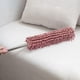 thumbnail image 5 of Plumero retráctil para techo y muebles | Pincel extensible de fibra blanda de 23–39 pulgadas – mango ajustable, herramienta de limpieza multisuperficie y sin arañazos, opciones de caqui beige café, 5 of 9