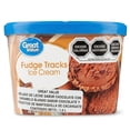 thumbnail image 1 of Helado de Leche Great Value sabor chocolate con caramelo blando y trocitos de mantequilla de cacahuate 1.4 l, 1 of 4