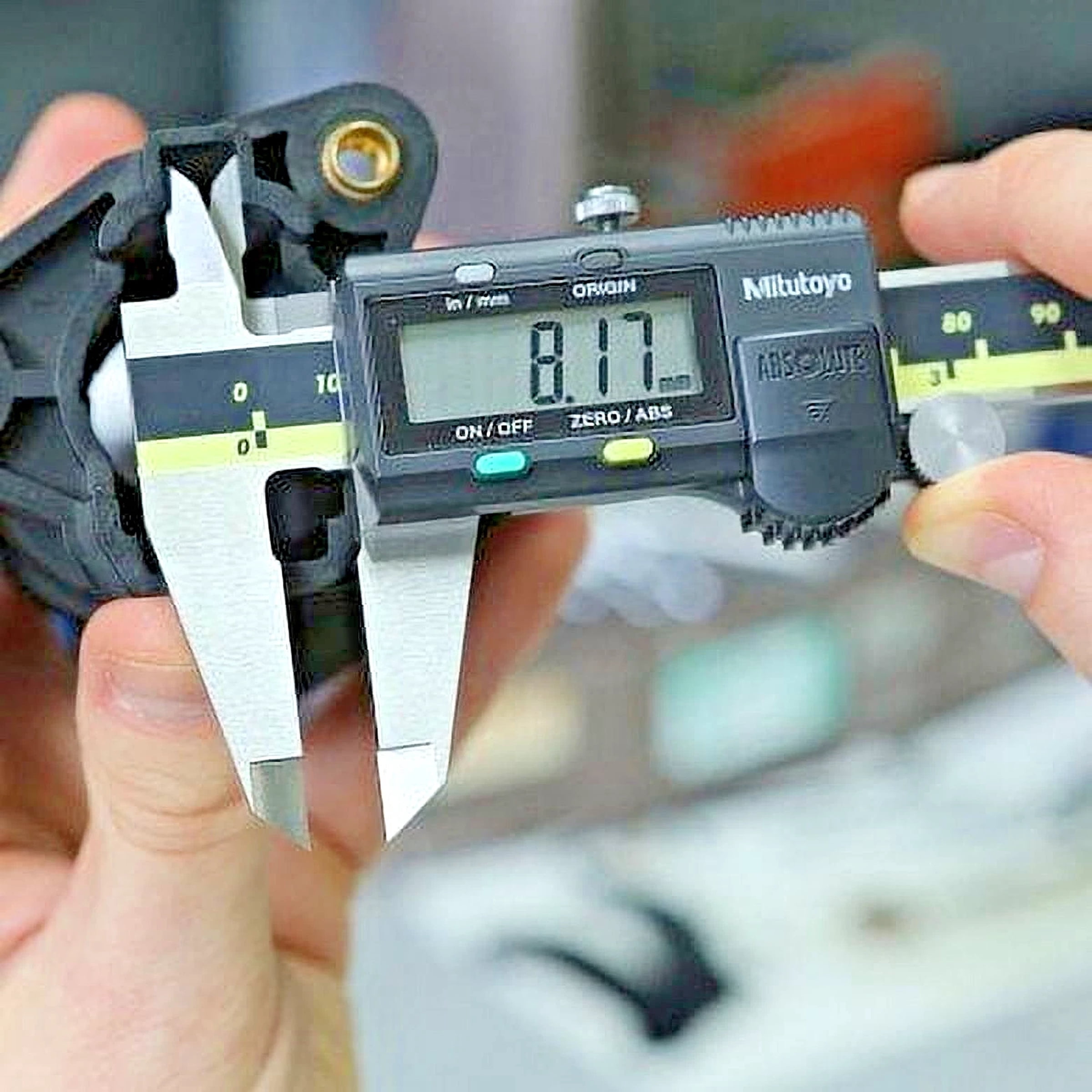 Mitutoyo 500-196-30 Digital Caliper 0-6" 150mm ABSOLUTE Digimatic AOS IP67 Tool