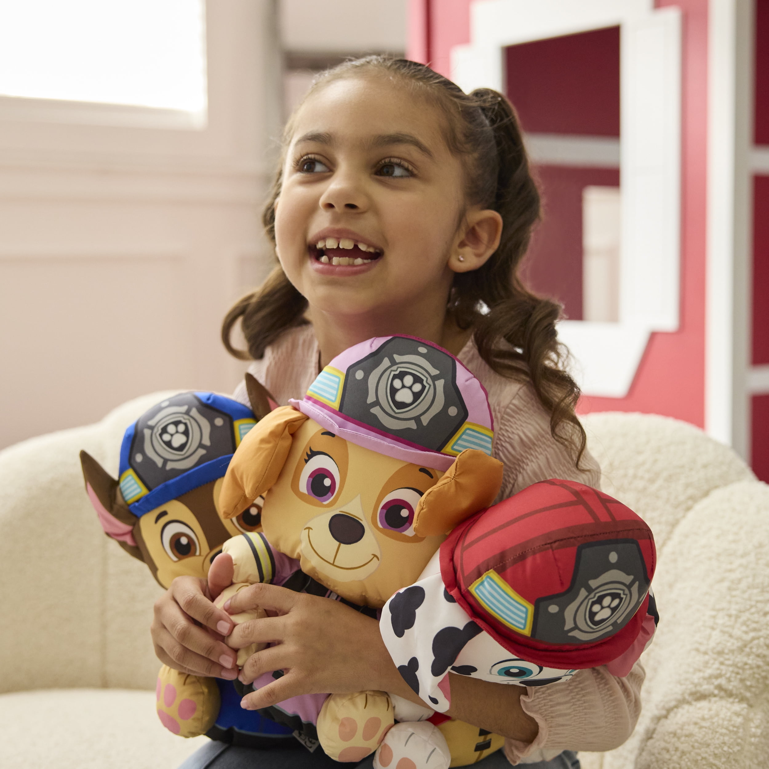 PAW Patrol, Peluche Chase pompier Swisheez, jouet officiel du célèbre dessin animé, peluche moelleuse pour enfants à partir de 3 an, 25,5 cm PAW Patrol, Peluche Chase pompier Swisheez, jouet officiel du célèbre dessin animé, peluche moelleuse pour enfants à partir de 3 an, 25,5 cm