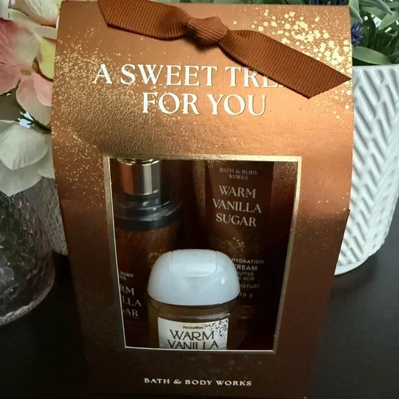 Bath & Body Works Warm Vanilla Sugar Gift Set, Fragrance Mist