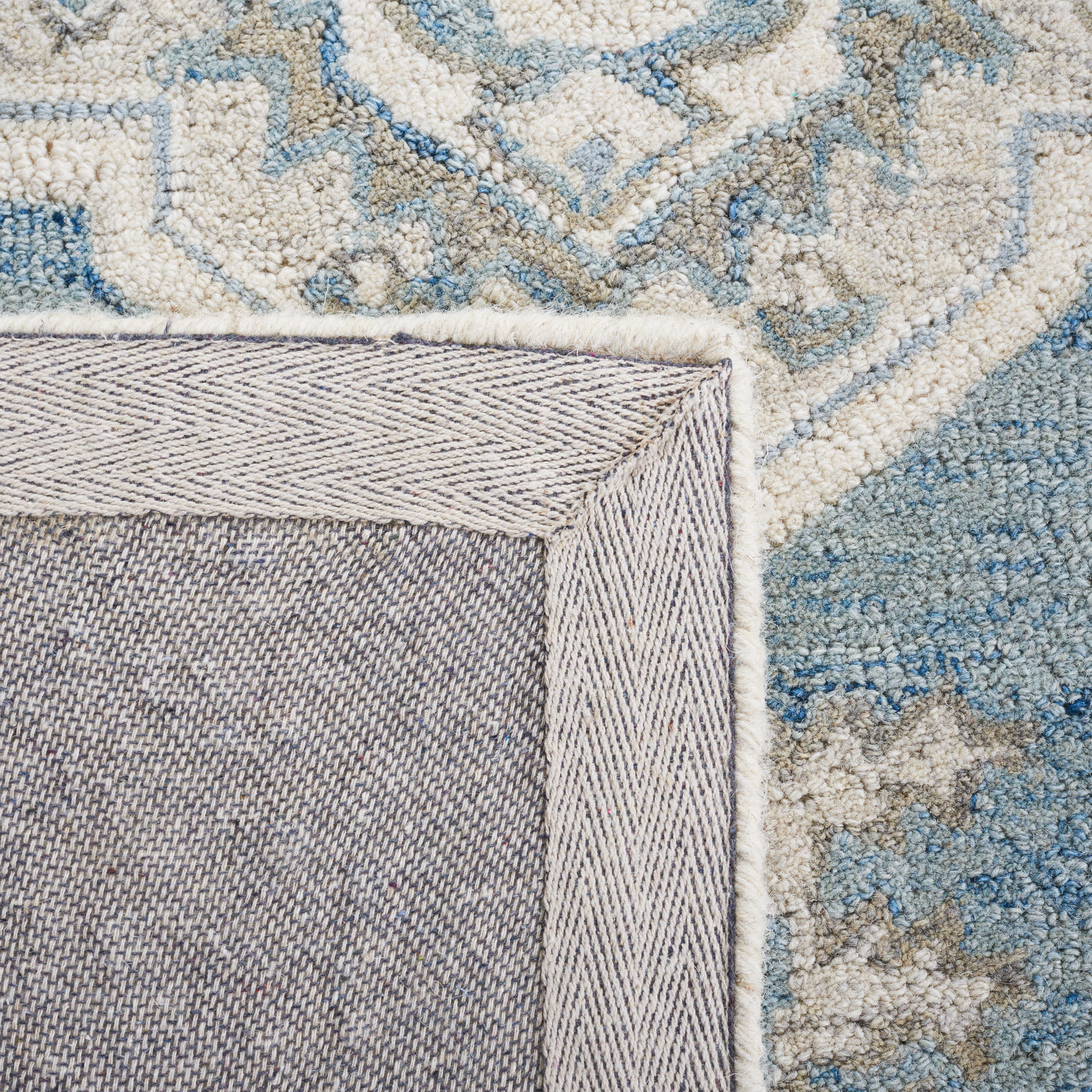 Safavieh Metro Bevis Medallion Area Rug, Light Blue/Ivory, 3' x 5'