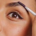 thumbnail image 2 of Clinique Quickliner Delineador para Cejas - Resistente a las Manchas, 2 of 5