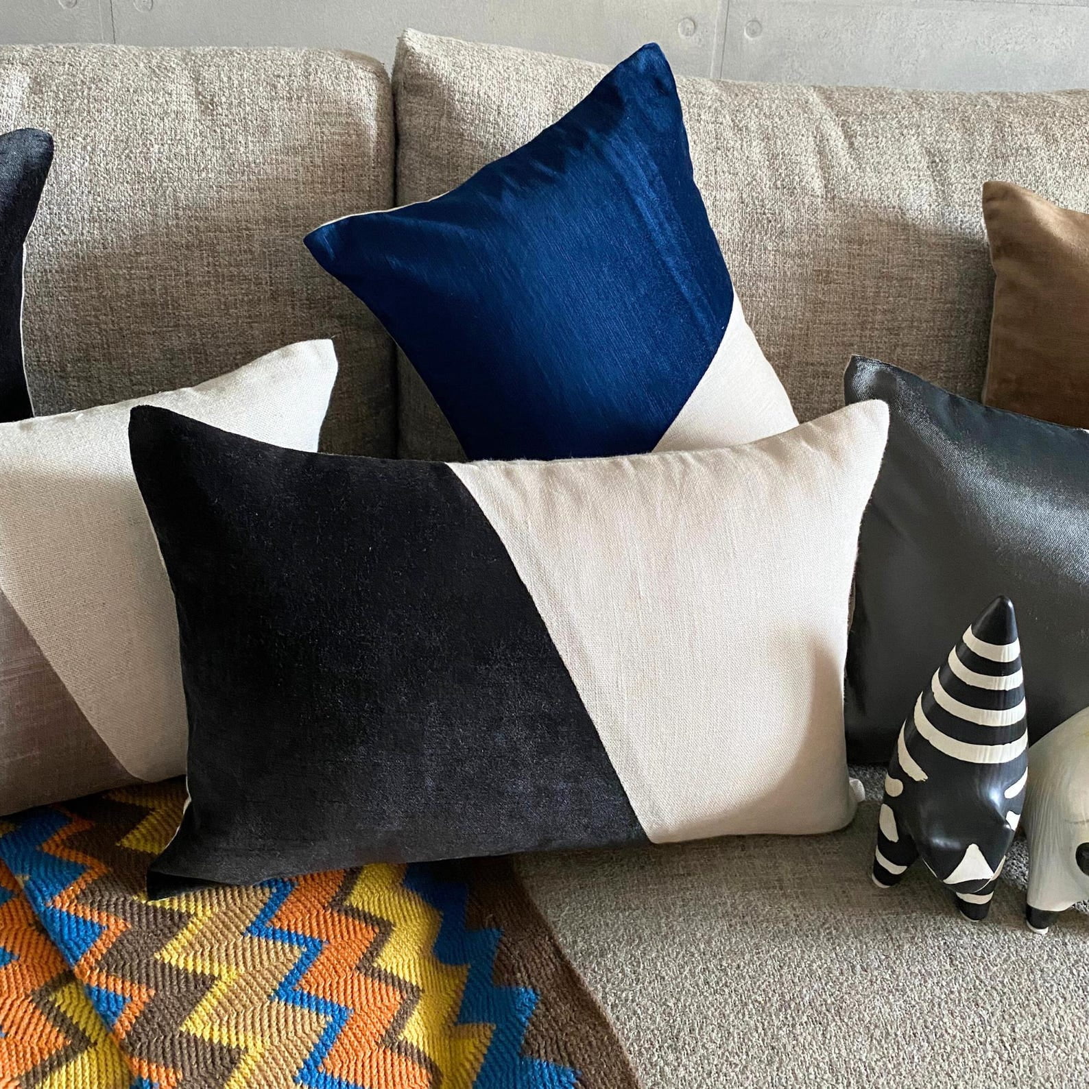The HomeCentric Decorative Blue Pack of 2, 12"x20" (30x50 cm) Lumbar Pillow Cover, Velvet & Linen Solid Color Block Oblong Pillow, Patchwork Pattern Modern Style - Velutinous Blue