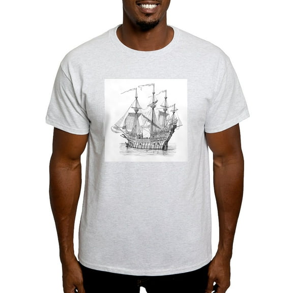CafePress - 16Th C Man Of War Light T Shirt - Men's Classic Graphic T-Shirt