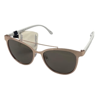Lucky Brand Womens White Plastic Cateye Sunglass, Smoke Lens  display picture 1
