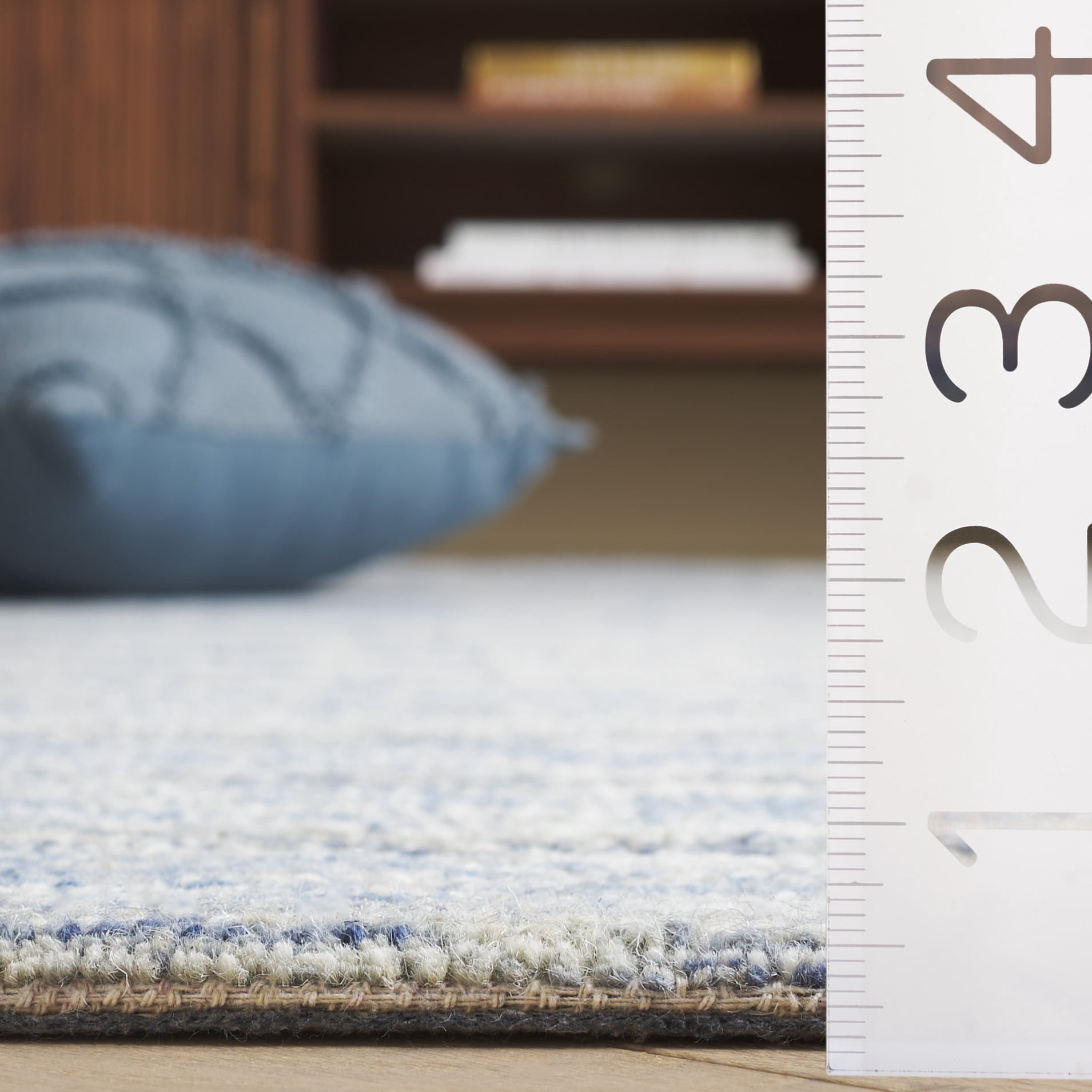 Safavieh Ebony Elisa Geometric Striped Area Rug, Ivory/Blue, 8' x 10'