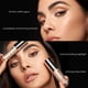thumbnail image 4 of Corrector de color líquido Rodial Peach Lowlighter, 1,5 ml, 4 of 9
