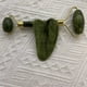 thumbnail image 2 of Juego de dos piezas de rodillo de jade facial, masajeador de jade, tabla de raspado facial, jade verde del sur, aleación de zinc, 2 of 6