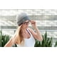 thumbnail image 4 of Gorro de invierno Toynk Gears 5 Del Walker Beanie gris y azul, 4 of 6
