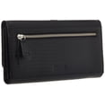 thumbnail image 2 of Cartera Timberland de piel con solapa RFID, color negro, 19 x 11 x 2 cm, 2 of 5