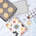 thumbnail image 5 of Yayeee Pot Holders Kitchen Heat Resistant with Pocket 7"x9.8" Cotton Oven Cooking Hot Pads, Beige Retro Flower, 5 of 7