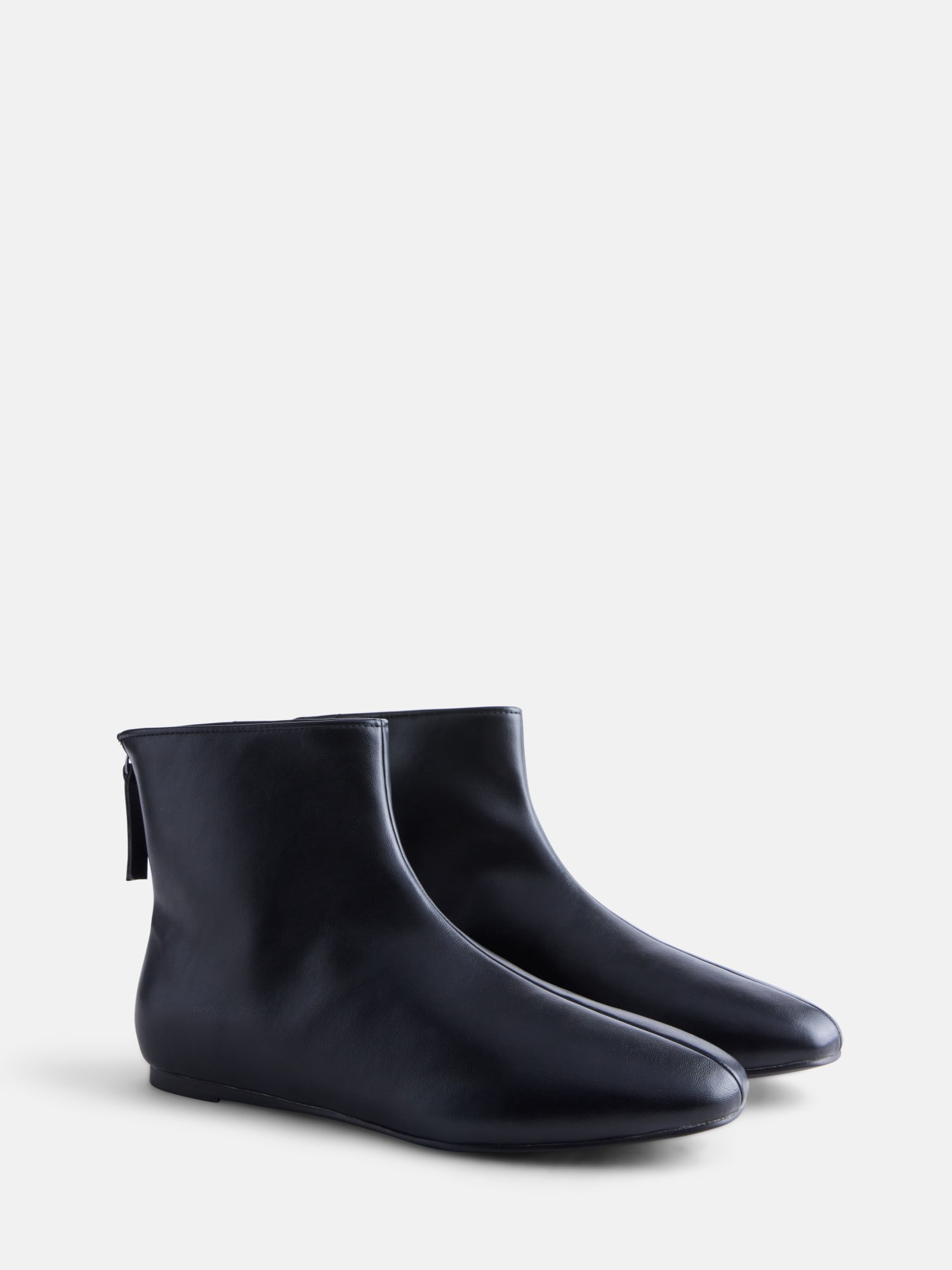 Scoop Women's Flat Ankle Booties